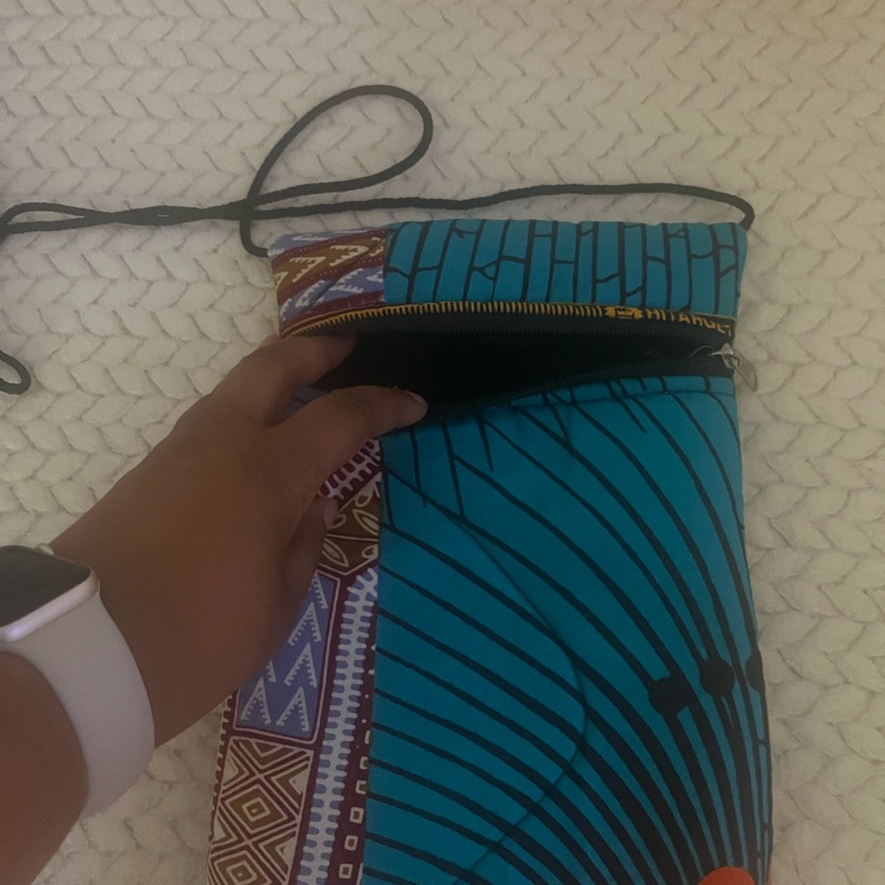 Hitarget African print crossbag. Colorful Patterned Crossbody Bag. - Picture 7 of 7